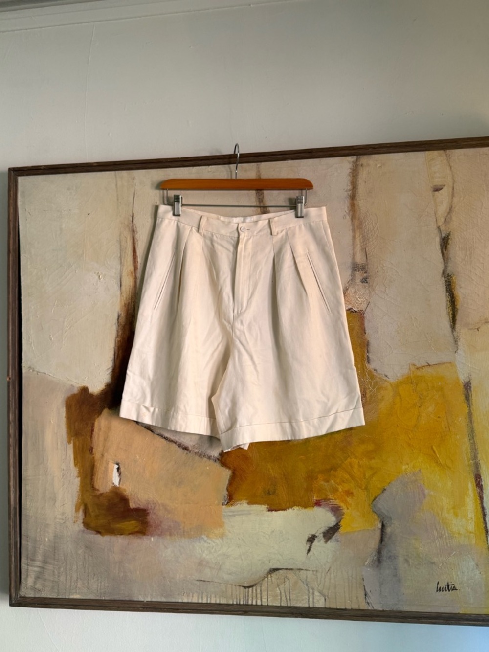 DKNY Cream High-Waisted Pleated Shorts | Tailored Minimalist Chic
